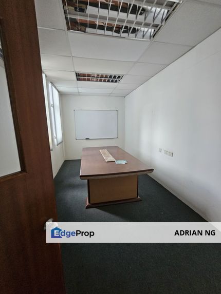 Vacant Spacious Shop Office Unit at Sentulraya Boulevard, Kuala Lumpur, Sentul