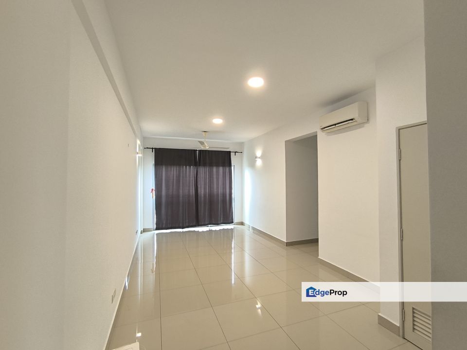 Hijauan Puteri Condominium @ Bandar Puteri Puchong- Freehold Well Maintained 3R2B Unit w/ 2 Parking Space For Sale, Selangor, Puchong