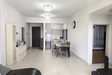 Zefer Hill Residence