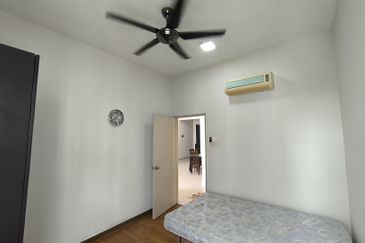 Zefer Hill Residence