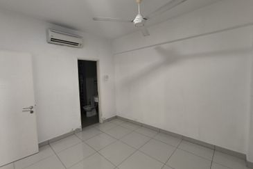 Hijauan Puteri Condominiums