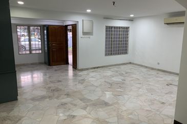 Jalan Taman Bukit Desa