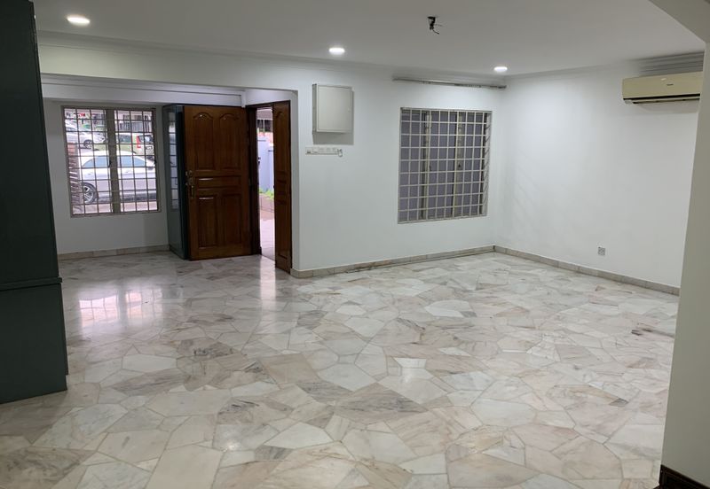 Jalan Taman Bukit Desa