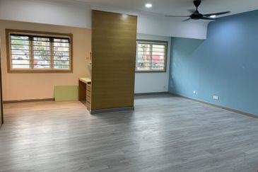 Jalan Taman Bukit Desa