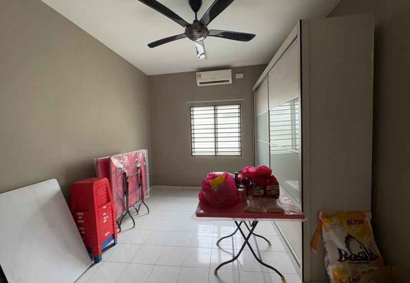 1sty house Salak South Garden for sale Salak Selatan Freehold Sri petaling Kuchai lama well kept [Reno]