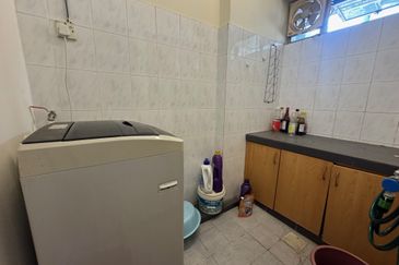 Danau Idaman Condominium