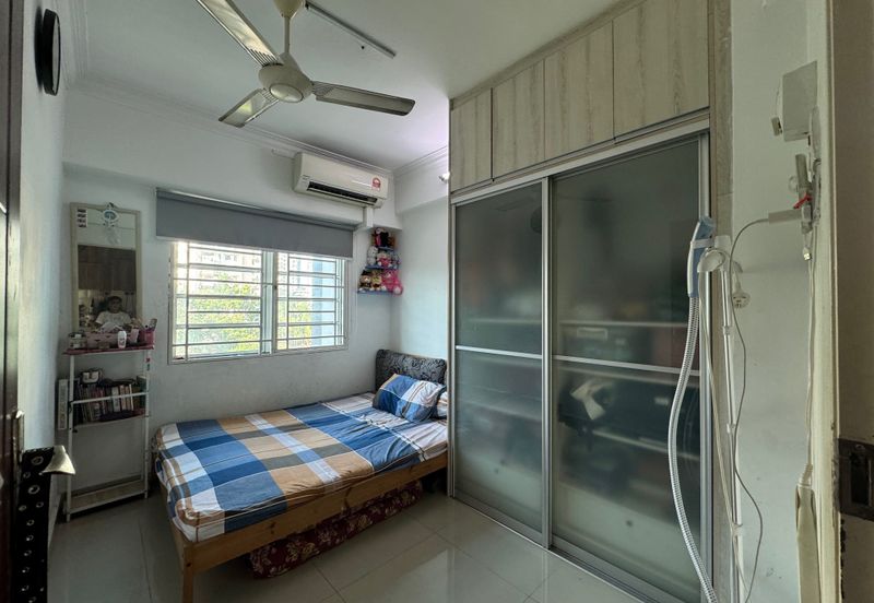 Danau Impian Condominium