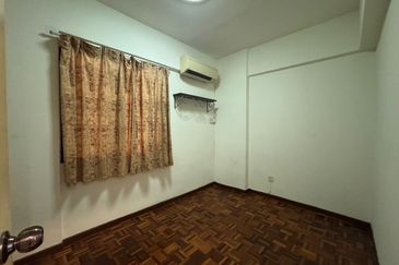 Danau Idaman Condominium