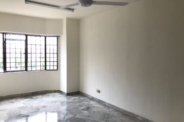 Danau Impian Condominium