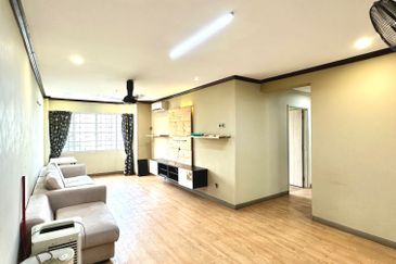 Danau Impian Condominium