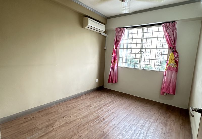 Danau Impian Condominium