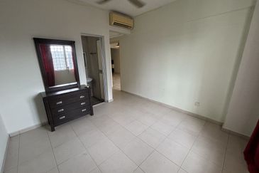 Danau Idaman Condominium