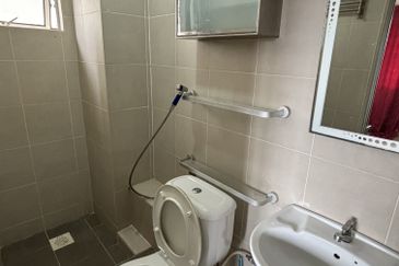 Danau Idaman Condominium