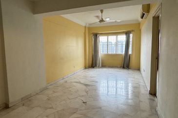 Danau Idaman Condominium