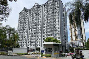 Danau Impian Condominium