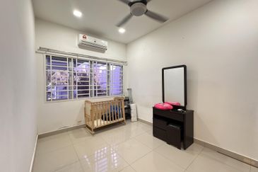 Albury at Mahkota Hills