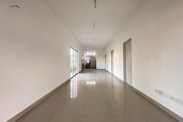 Albury at Mahkota Hills