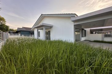 Albury at Mahkota Hills