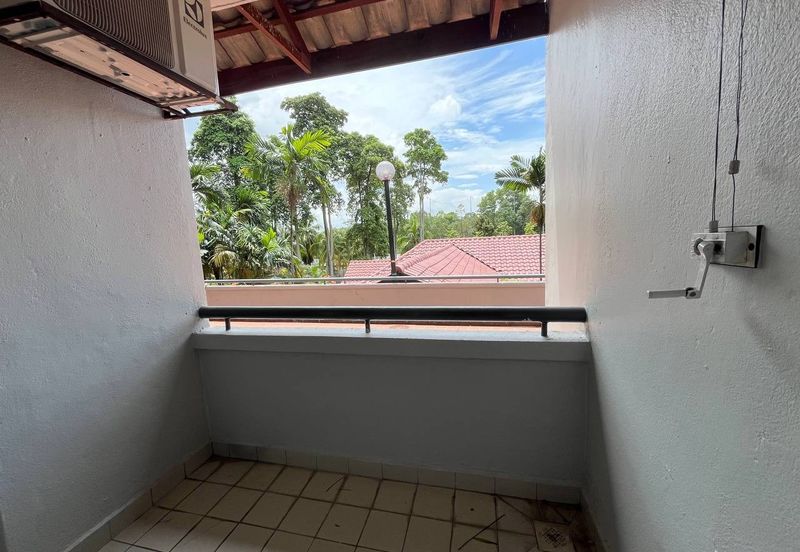 Conezión @ IOI Resort City