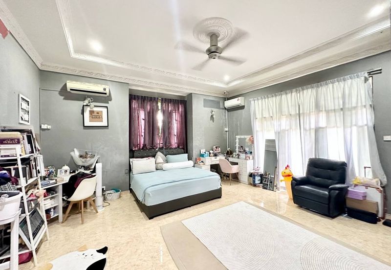 Desa Pinggiran Putra