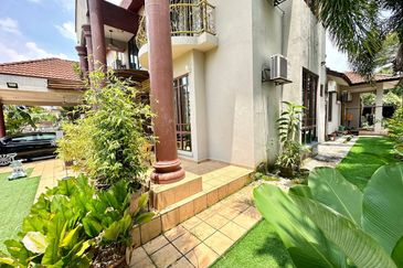 Desa Pinggiran Putra