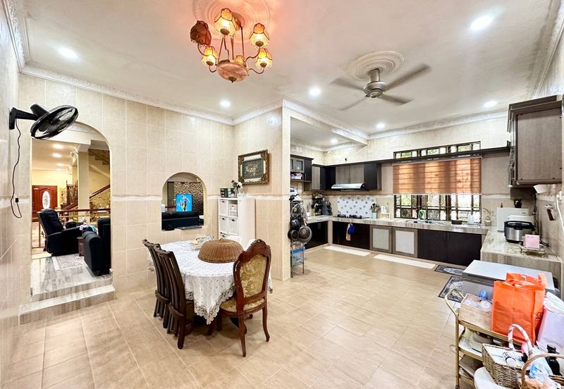 Desa Pinggiran Putra