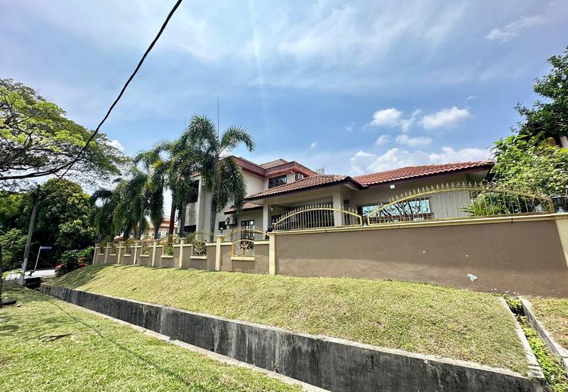 Desa Pinggiran Putra