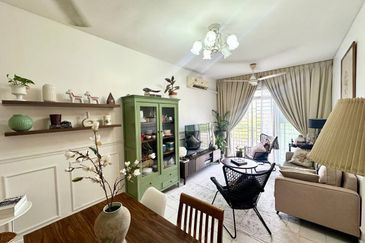 Pr1ma Apartment @ Precint 11