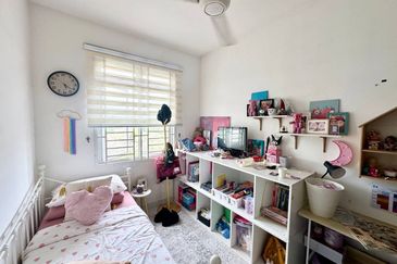 Pr1ma Apartment @ Precint 11