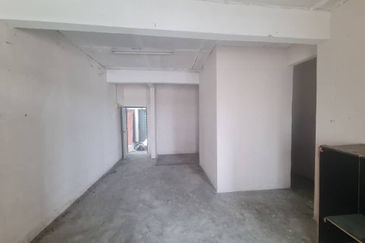 Flat Taman Scientex @ Pelanduk 1