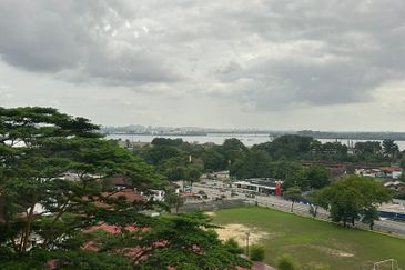 Aloha Tower Condominium
