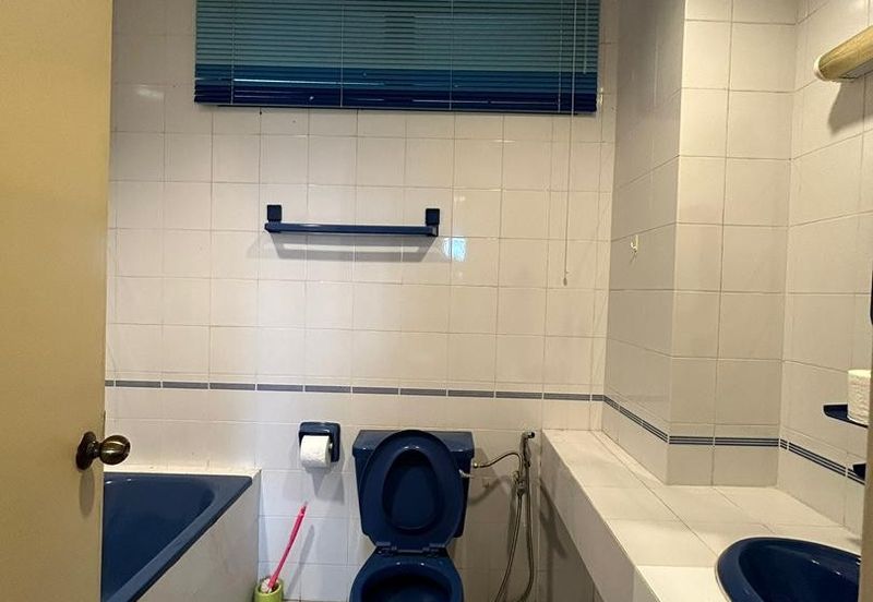 Aloha Tower Condominium