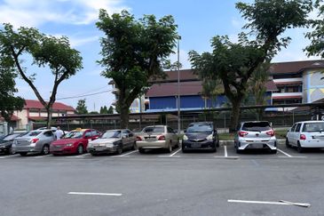 Flat Tasek 64, Bandar Baru Seri Alam