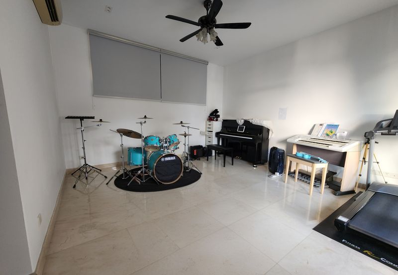 Noble Park @ East Ledang