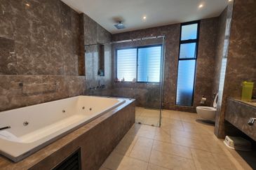 Noble Park @ East Ledang