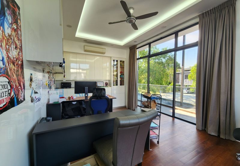 Noble Park @ East Ledang