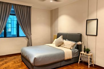 Palm Gardens Condominium