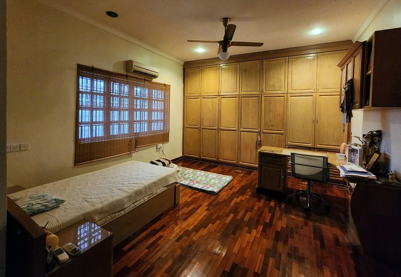 28 Residency Sunway Damansara Link Bungalow Corner Lot For Sale