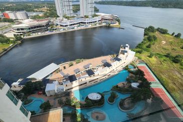 Puteri Cove Residences