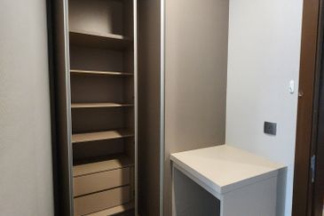 Puteri Cove Residences