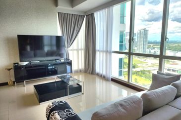 Puteri Cove Residences