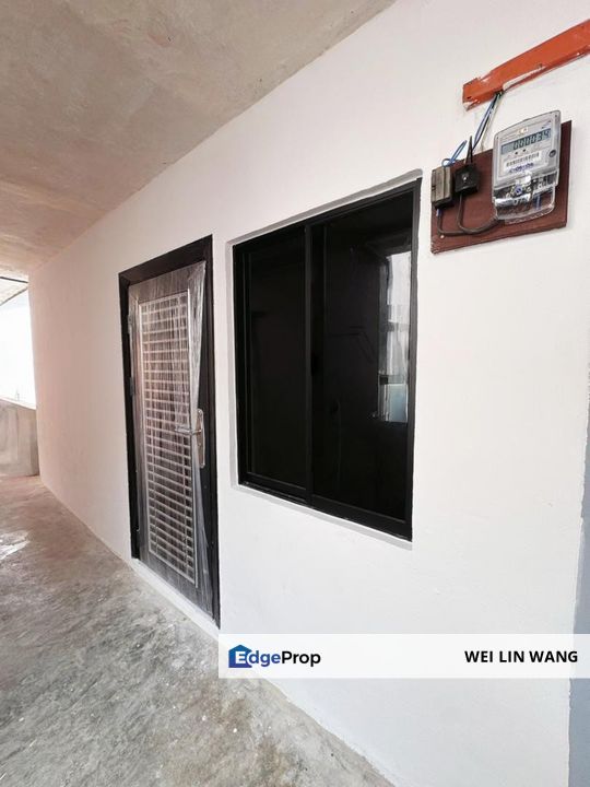 Masai Seri Alam Tasek 64 Renovated Corner Lot Flat 3 Bedroom For Sale, Johor, Masai