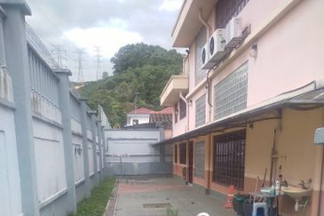 28 Residency Sunway Damansara Link Bungalow Corner Lot For Sale