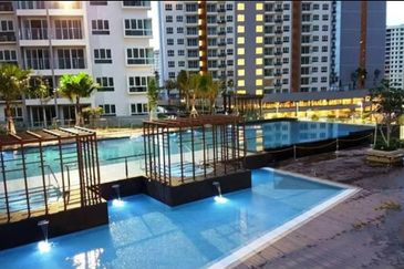 Tropicana Bay Residences