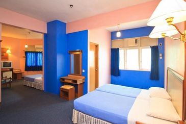 6 Storey Hotel at Georgetown | 64Rooms | 38,000sf with 16 parking lot