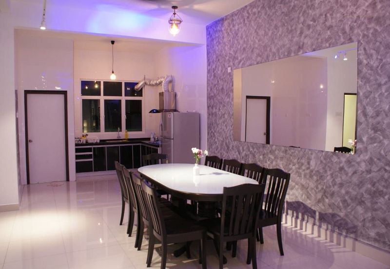 3 Sty Terrace Shamrock Beach Villa Seaview Reno Furnish Batu Ferringhi