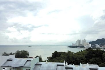 3 Sty Terrace Shamrock Beach Villa Seaview Reno Furnish Batu Ferringhi