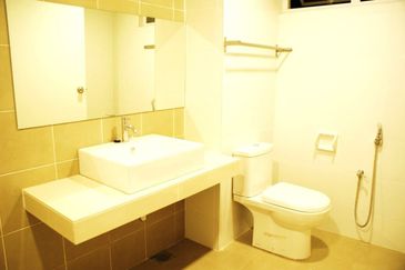 3 Sty Terrace Shamrock Beach Villa Seaview Reno Furnish Batu Ferringhi