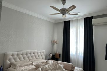 Bukit Dumbar Residences