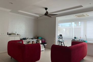 Bukit Dumbar Residences